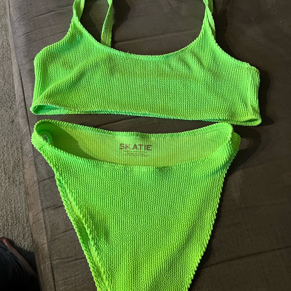 Neon green bathing suit set - SKATIE size XL top and bottom